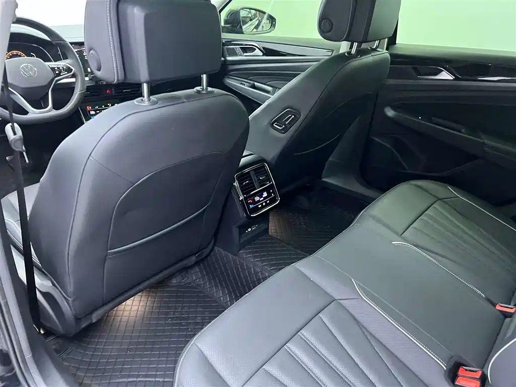 Passat 2024 380TSI Dragon Edition купить на сайте DeffCars