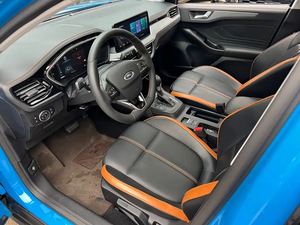 Focus 2022 sedan EcoBoost 180 automatic racing version купить на сайте DeffCars
