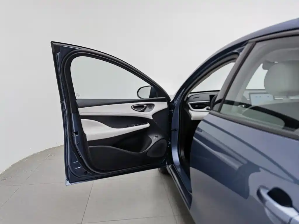 Seal 05 DM-i 2025 DM-i smart driving version 55KM luxury model купить на сайте DeffCars