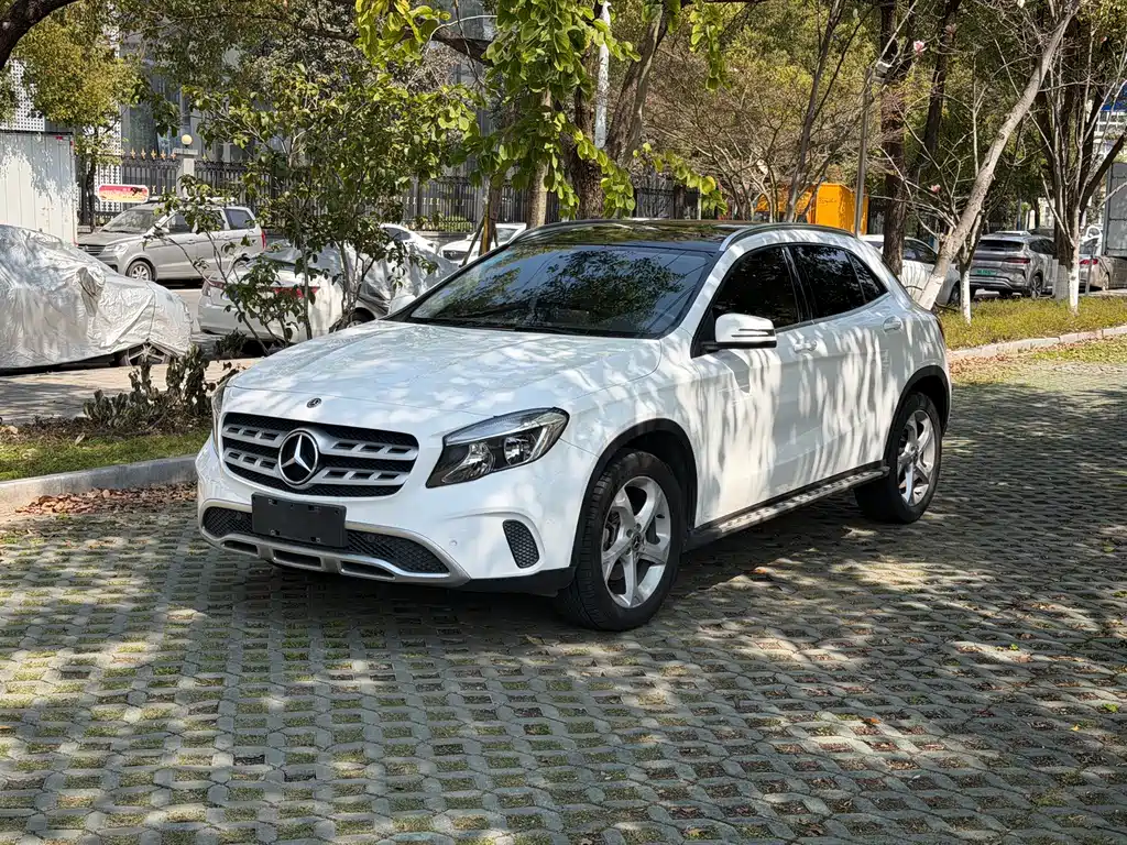 Mercedes-Benz GLA 2017 GLA 200 Dynamic купить на сайте DeffCars