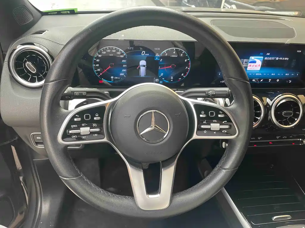 Mercedes-Benz GLB 2023 facelift GLB 200 dynamic купить на сайте DeffCars