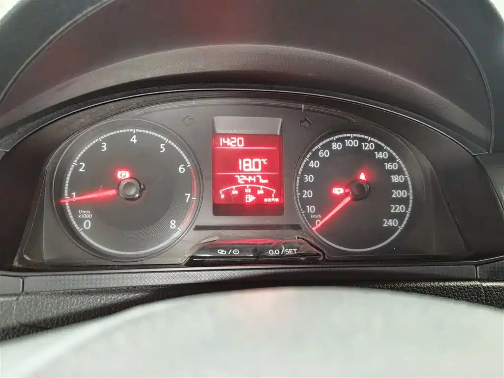 Santana 2018 1.5L Manual Fashion Edition купить на сайте DeffCars