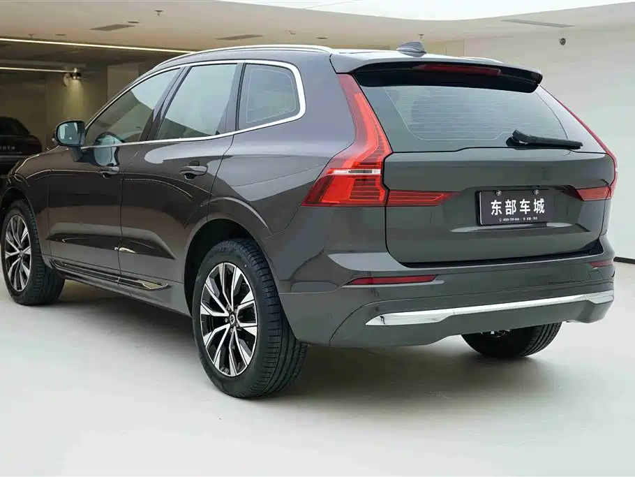 Volvo XC60 2023 B5 four-wheel drive Zhiyuan Deluxe Edition купить на сайте DeffCars
