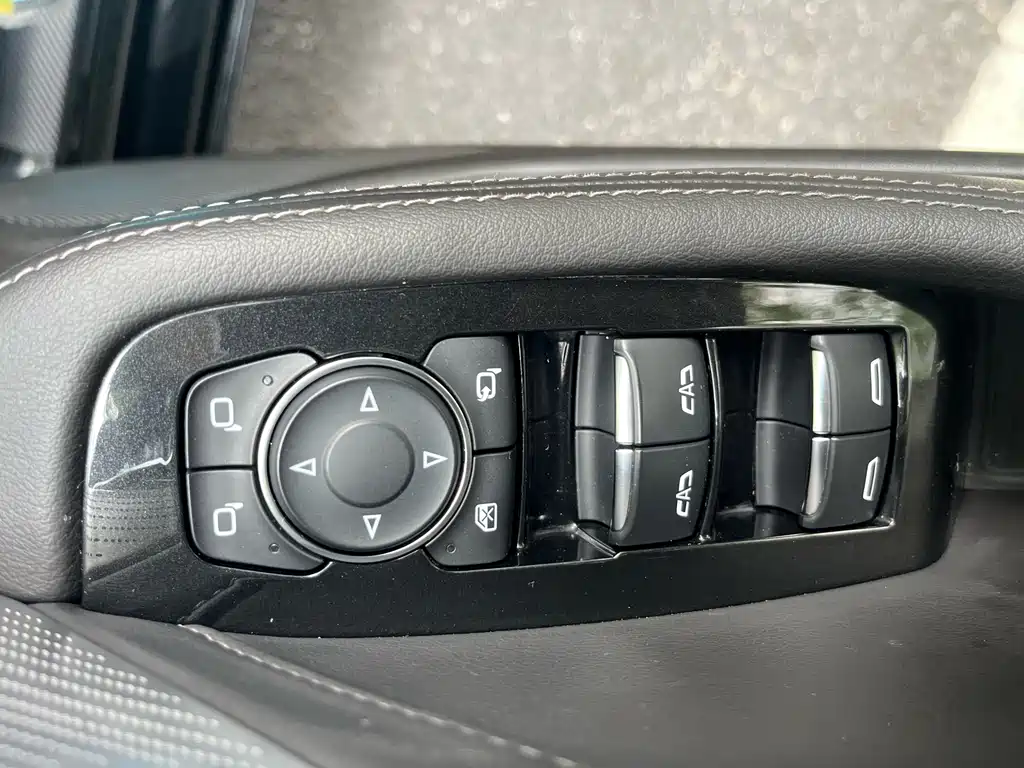 Cadillac CT5 2021 28T luxury model купить на сайте DeffCars