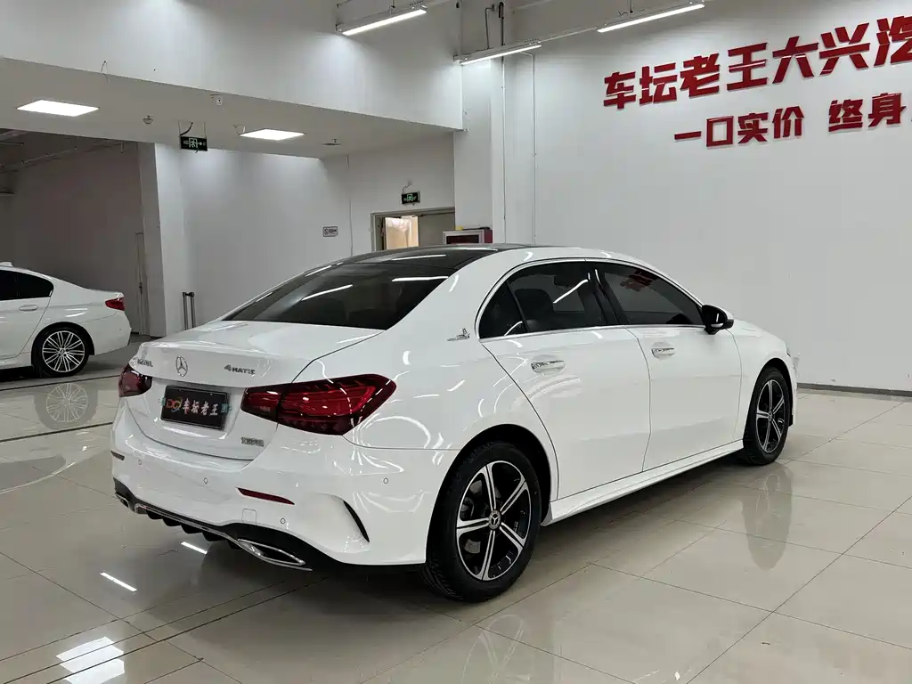 Mercedes-Benz A-Class 2023 A 200 L Fashion Model купить на сайте DeffCars