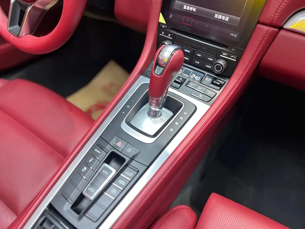 Porsche 718 2018 Boxster 2.0T купить на сайте DeffCars