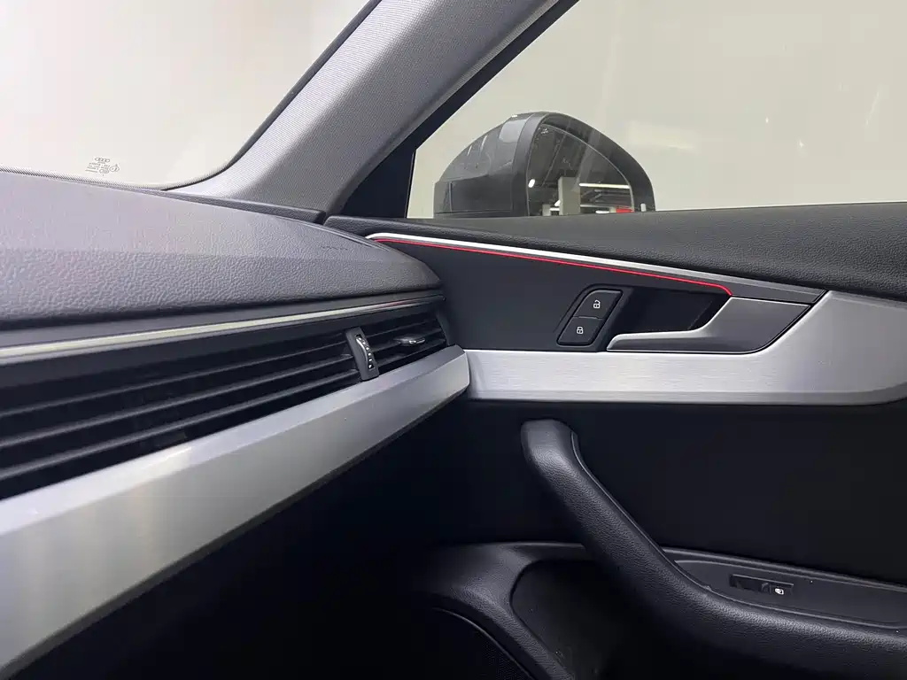 Audi A4L 2020 40 TFSI luxury and dynamic model купить на сайте DeffCars
