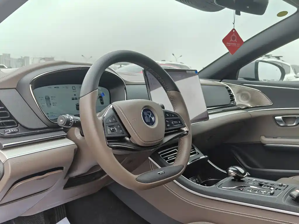 Han 2025 DM-i 125KM Elite Type купить на сайте DeffCars