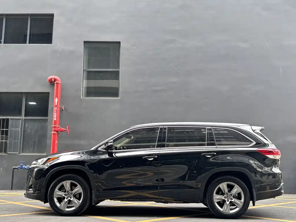 Highlander 2018 2.0T four-wheel drive luxury version, 7 seats, National VI купить на сайте DeffCars