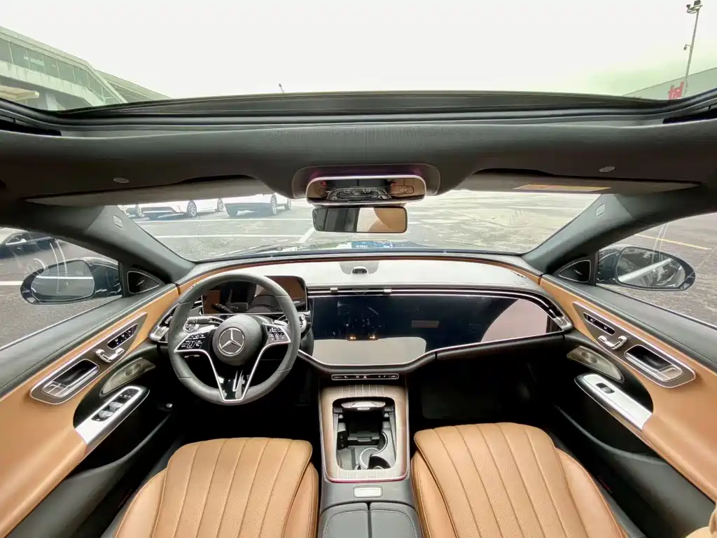 Mercedes-Benz E-Class 2024 E 300 L Luxury Model купить на сайте DeffCars