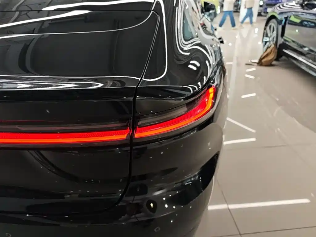 NIO ET7 2022 model 75kWh купить на сайте DeffCars
