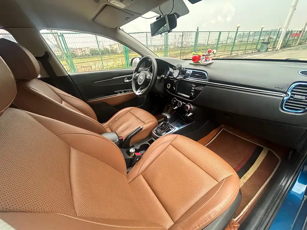 KX CROSS 2017 1.4L AT GLS купить на сайте DeffCars