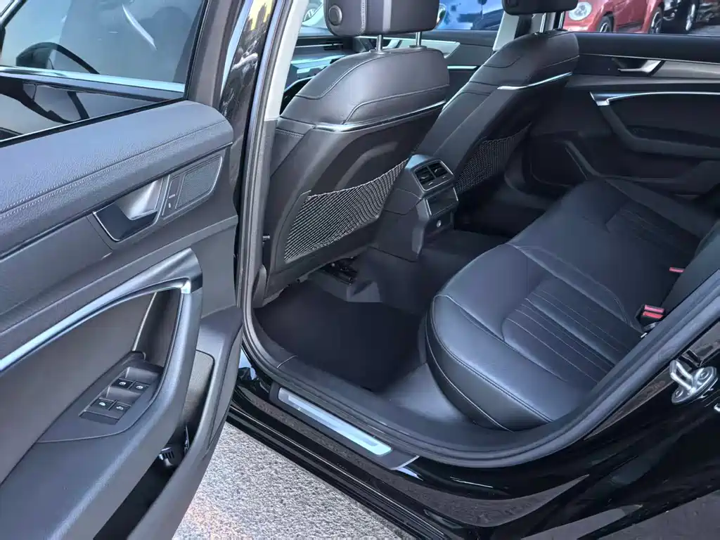 Audi A6L 2019 40 TFSI luxury and elegant model купить на сайте DeffCars