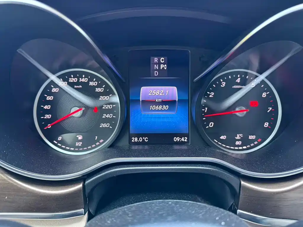 Mercedes-Benz V-Class 2022 V 260 Premium Edition купить на сайте DeffCars