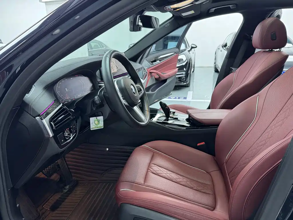 BMW 5 Series 2022 facelift 525Li M Sports Package купить на сайте DeffCars