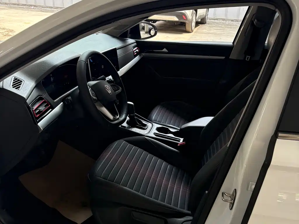Lavida 2023 280TSI DSG Starry Sky Full Edition купить на сайте DeffCars