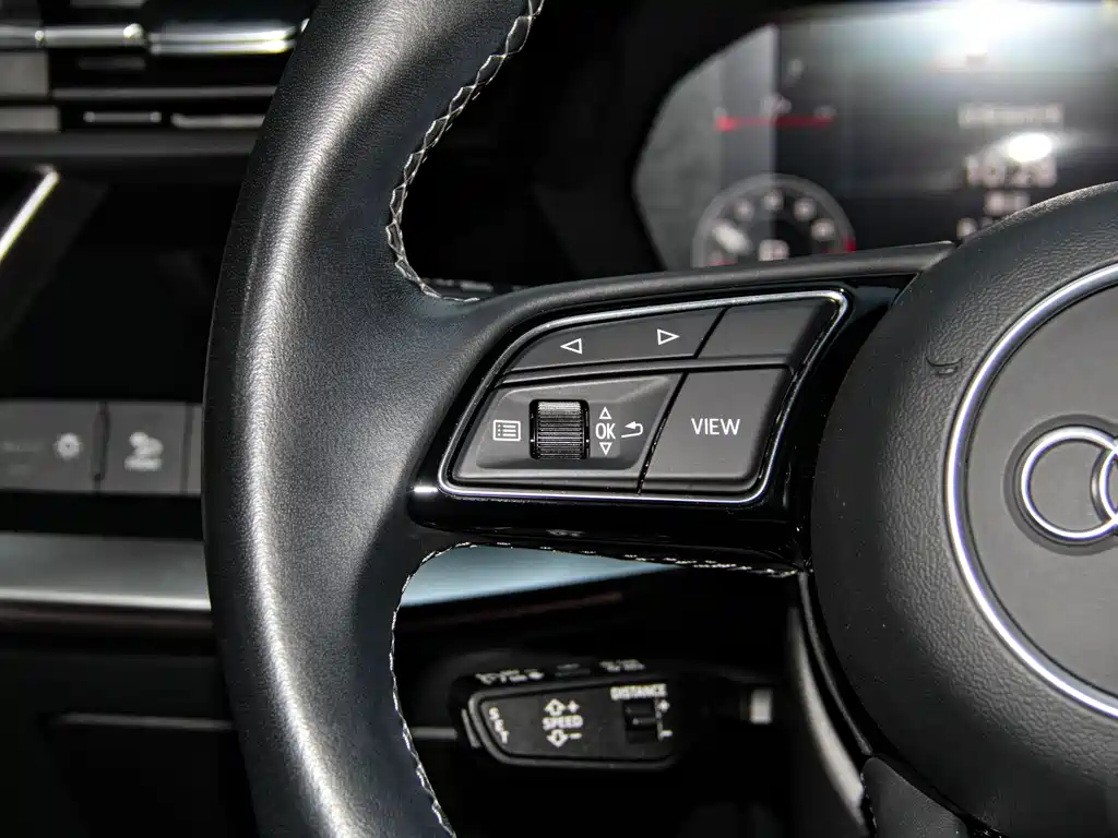 Audi A3 2024 Sportback 35 TFSI luxury sports model купить на сайте DeffCars