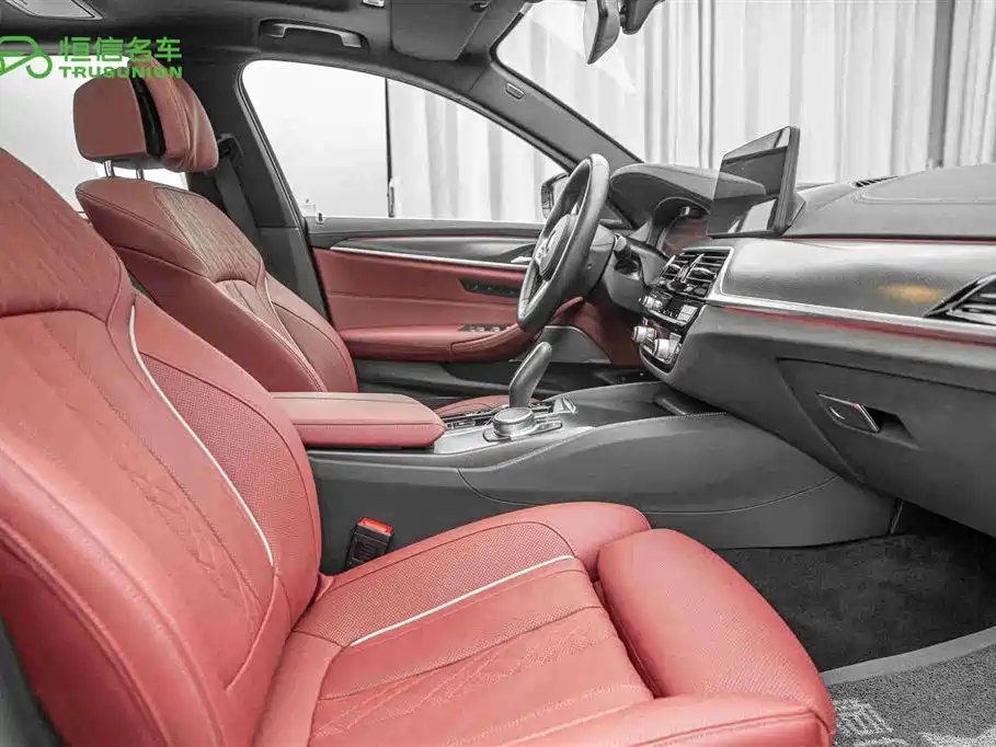 BMW 5 Series New Energy 2021 535Le Pioneer Edition M Sports Package купить на сайте DeffCars