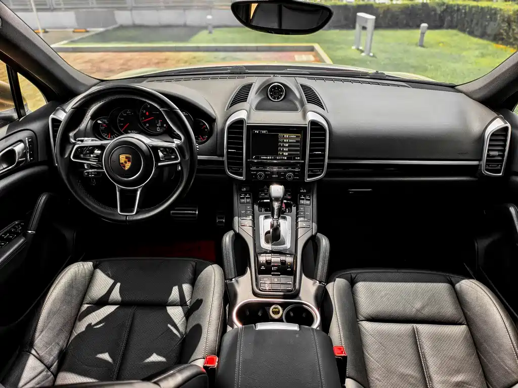 Cayenne 2015 3.0T купить на сайте DeffCars