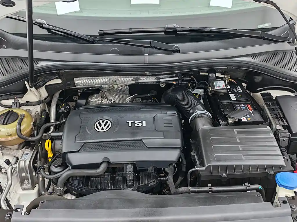 Tiguan L 2017 330TSI automatic two-wheel drive comfort version купить на сайте DeffCars