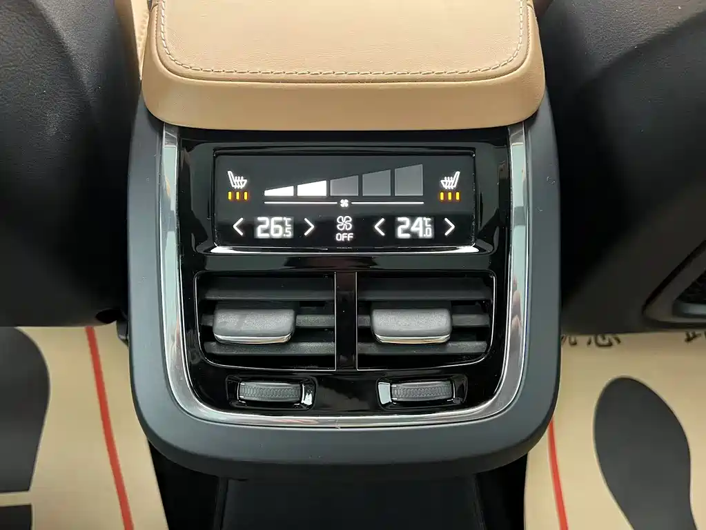 Volvo XC90 2017 T6 Zhiya Edition 5 seats купить на сайте DeffCars