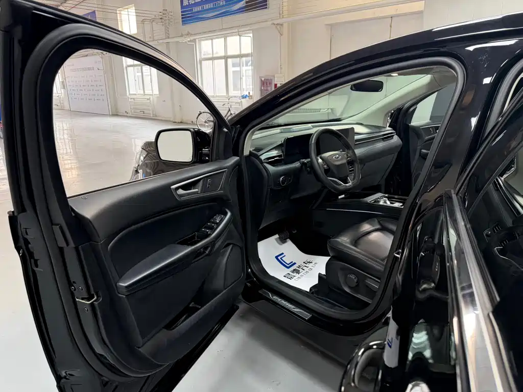 Ruijie 2021 PLUS EcoBoost 245 2WD Elite 5-seater купить на сайте DeffCars