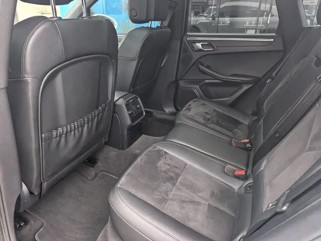 Macan 2014 Macan 2.0T купить на сайте DeffCars