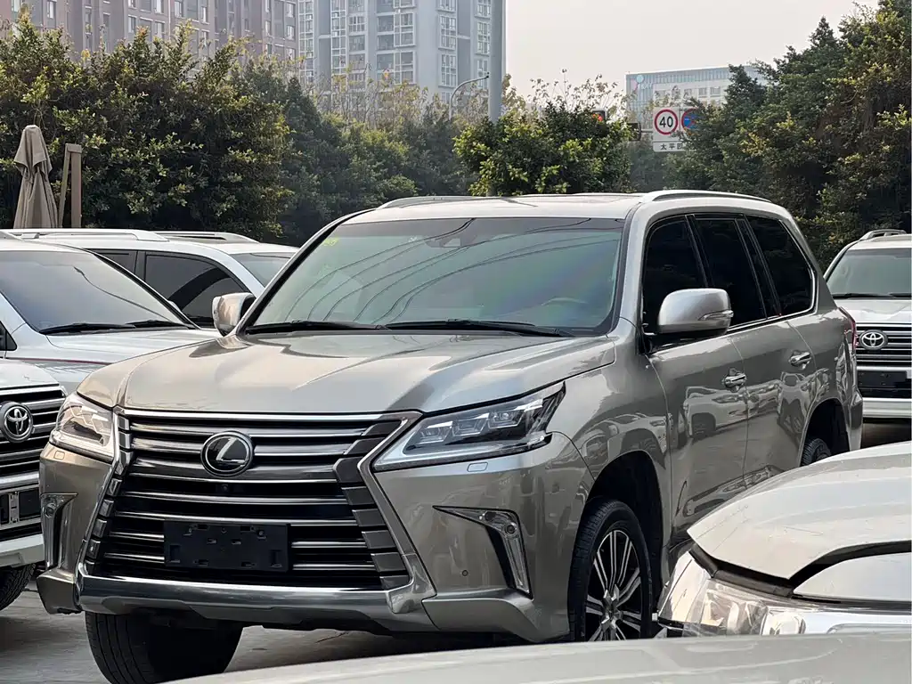 Lexus LX 2019 570 Premium Luxury Edition купить на сайте DeffCars