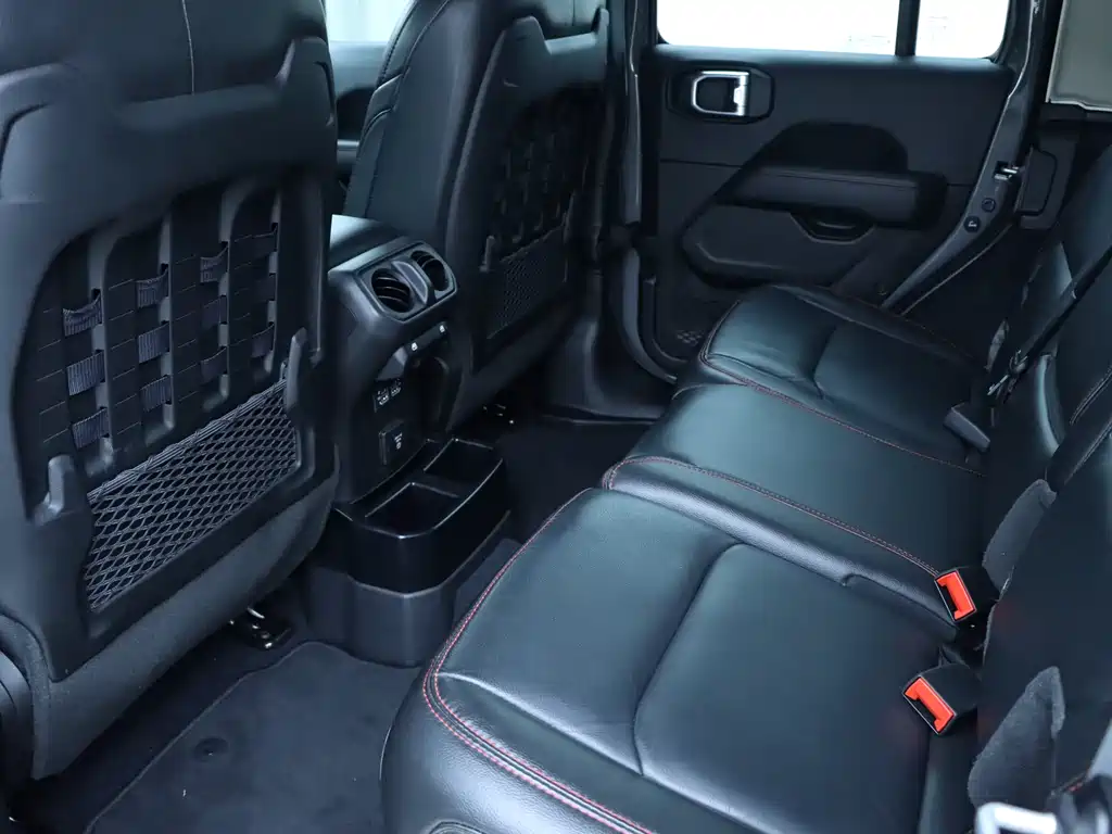 Wrangler 2021 2.0T Robin Hood Four-Door Edition купить на сайте DeffCars