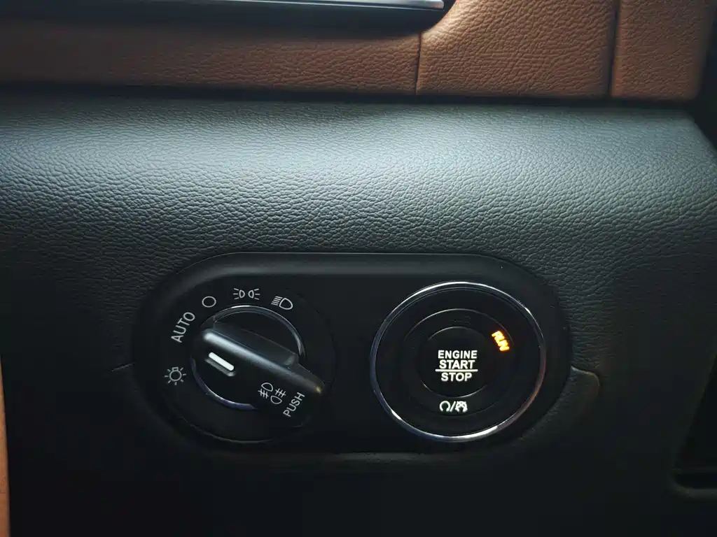 Levante 2021 3.0T Standard Edition купить на сайте DeffCars