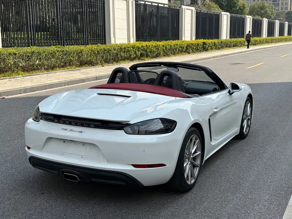 Porsche 718 2018 Boxster 2.0T купить на сайте DeffCars