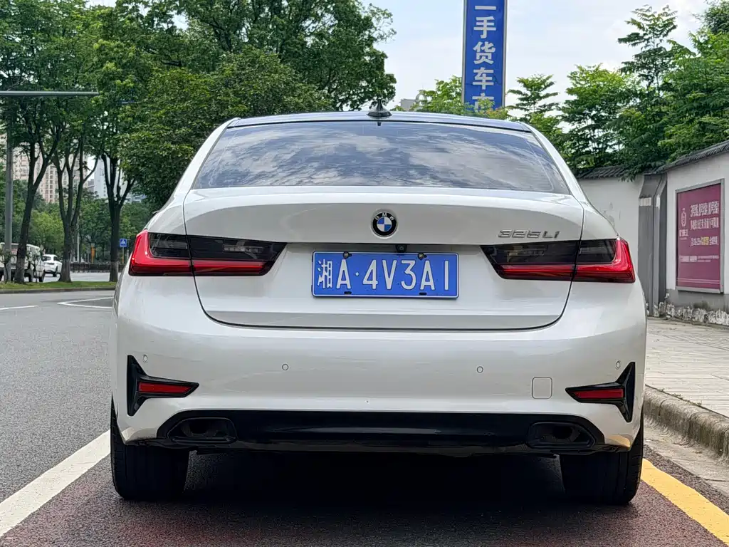 BMW 3 Series 2020 325Li First Edition купить на сайте DeffCars