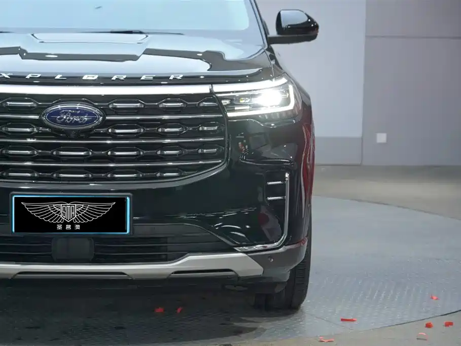 Explorer 2023 EcoBoost 285 four-wheel drive titanium version 6 seats купить на сайте DeffCars