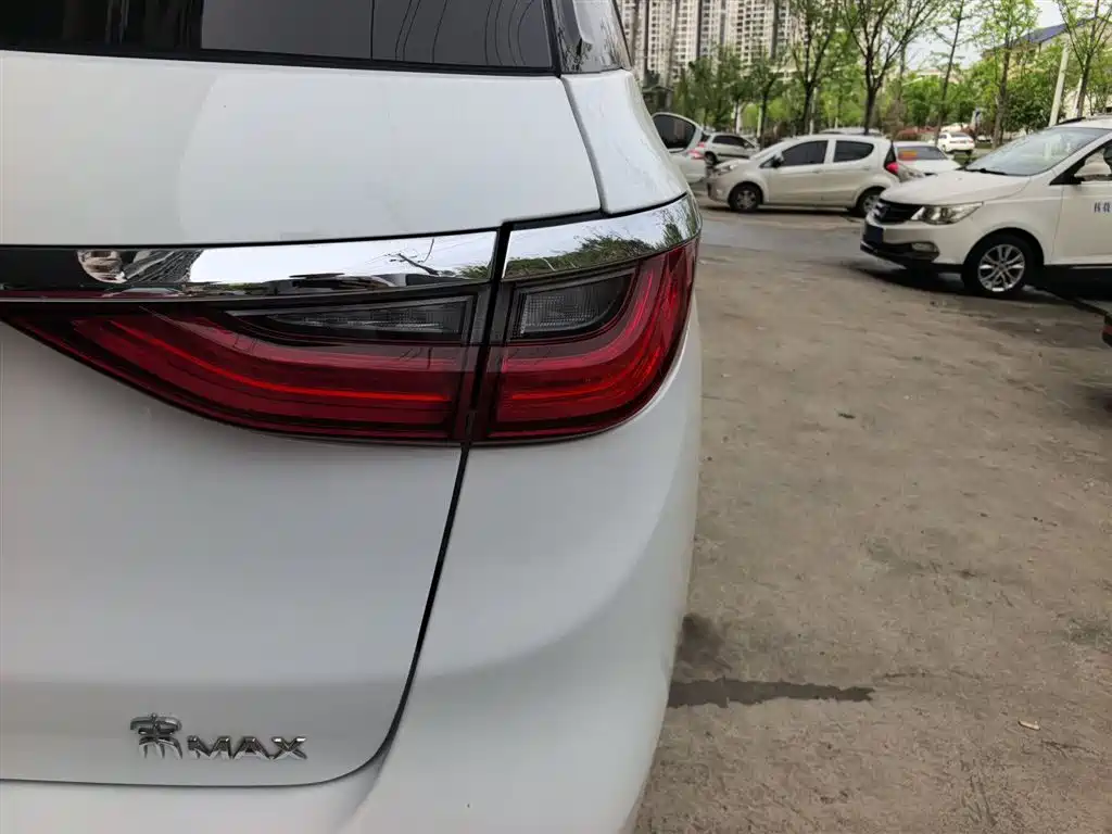 Song MAX 2018 1.5T automatic intelligent connection exclusive model 6 seats купить на сайте DeffCars