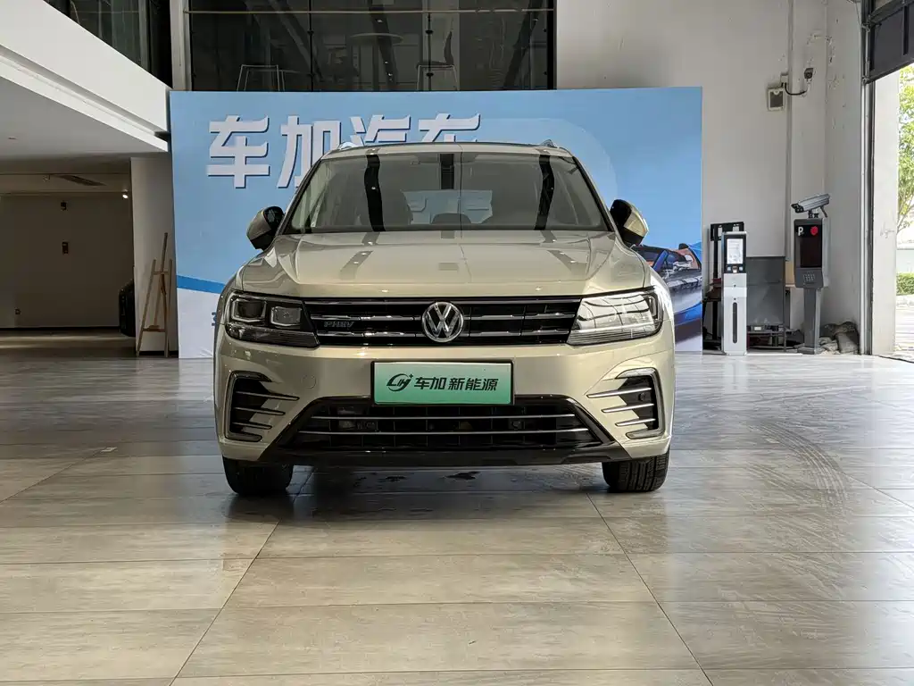 Tiguan L plug-in hybrid 2019 430PHEV hybrid luxury version купить на сайте DeffCars