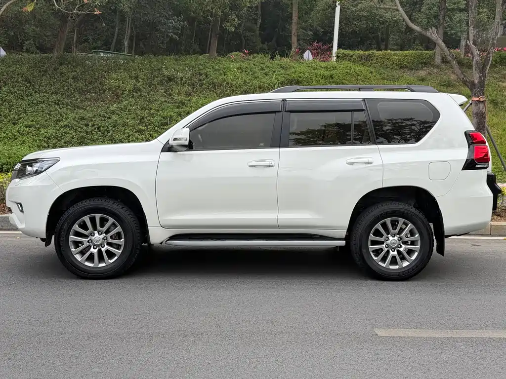 Prado 2018 3.5L automatic TX-L NAVI rear mounted spare tire купить на сайте DeffCars