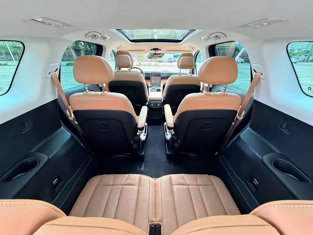 NIO ES8 2020 415KM six-seater version купить на сайте DeffCars