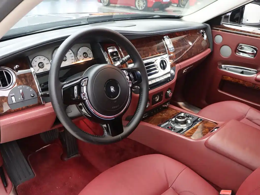 Ghost 2014 6.6T extended version купить на сайте DeffCars