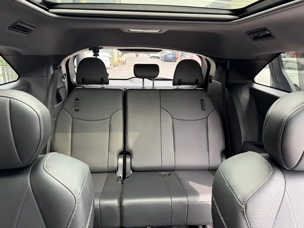 SIENNA 2024 2.5L Hybrid Extreme Edition купить на сайте DeffCars