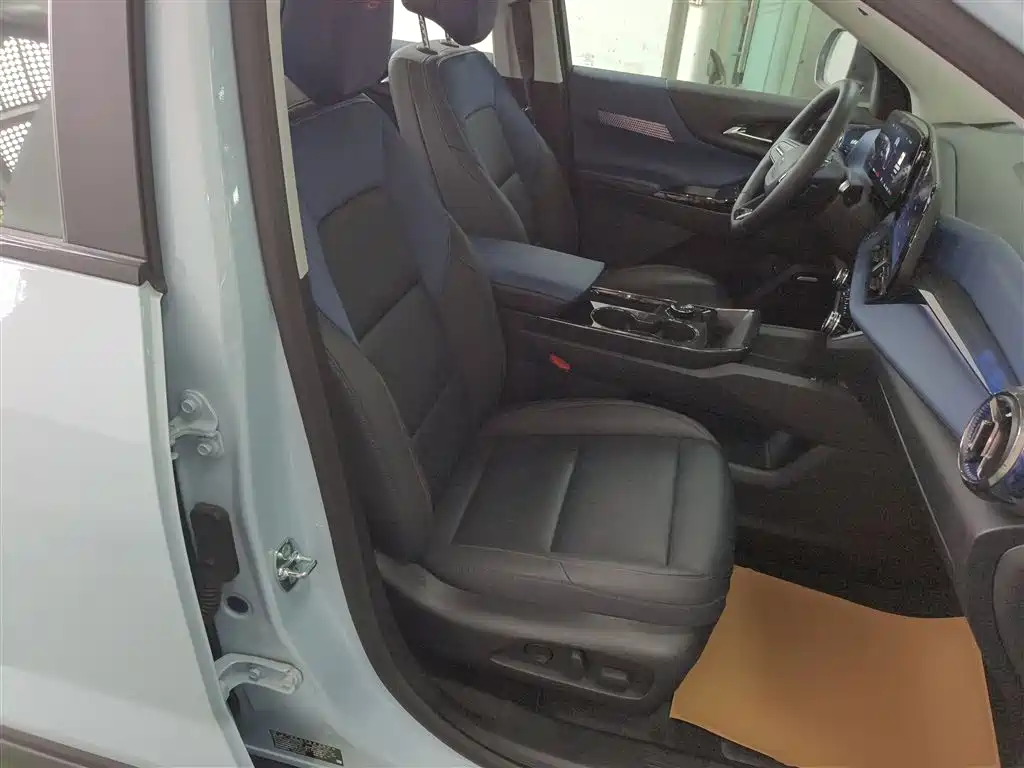 Explorer Plus 2024 102km RS Ultimate Edition купить на сайте DeffCars