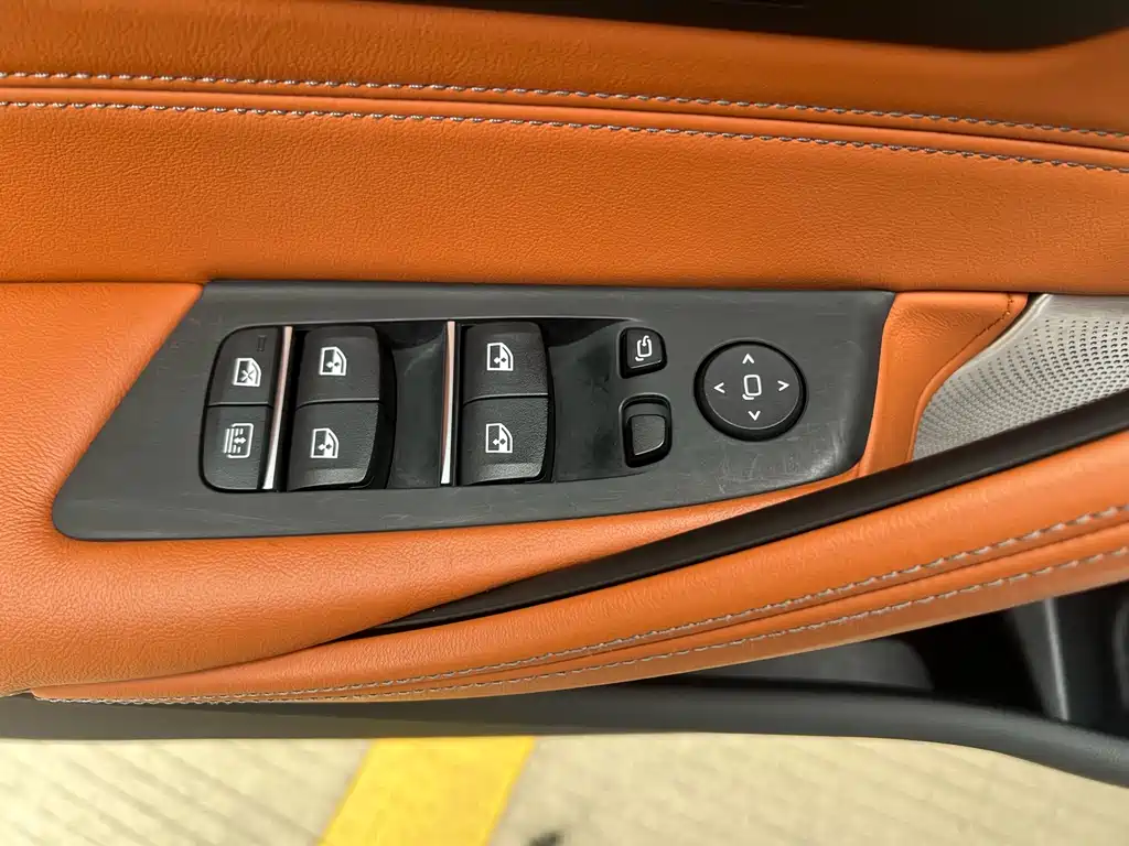 BMW M5 2018 M5 купить на сайте DeffCars