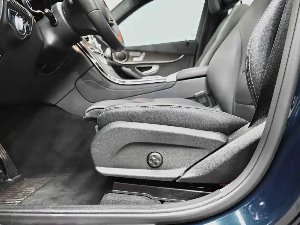 Mercedes-Benz GLC 2021 GLC 260 L 4MATIC luxury model купить на сайте DeffCars