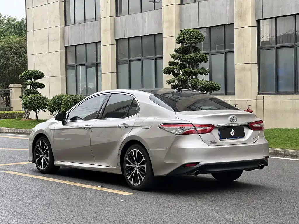 Camry 2018 2.5Q flagship version купить на сайте DeffCars