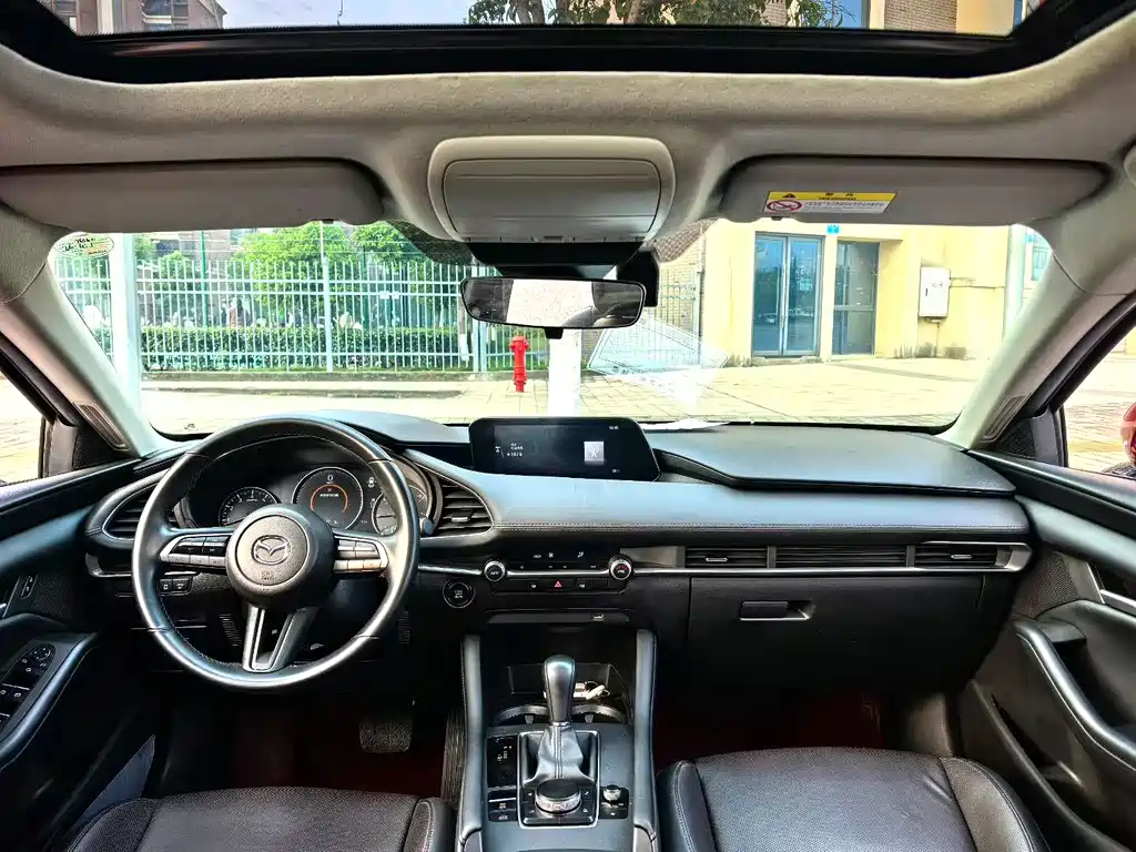 Mazda3 Angkesela 2021 1.5L automatic quality version купить на сайте DeffCars