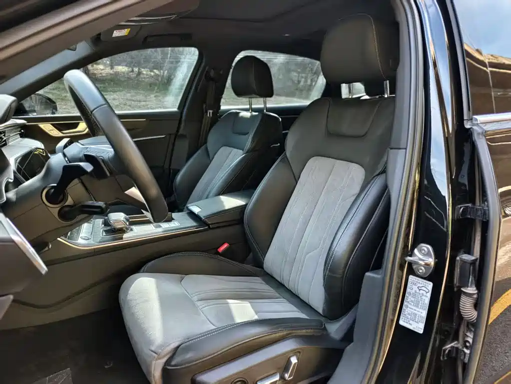 Audi A6L 2024 45 TFSI quattro premium dynamic model купить на сайте DeffCars