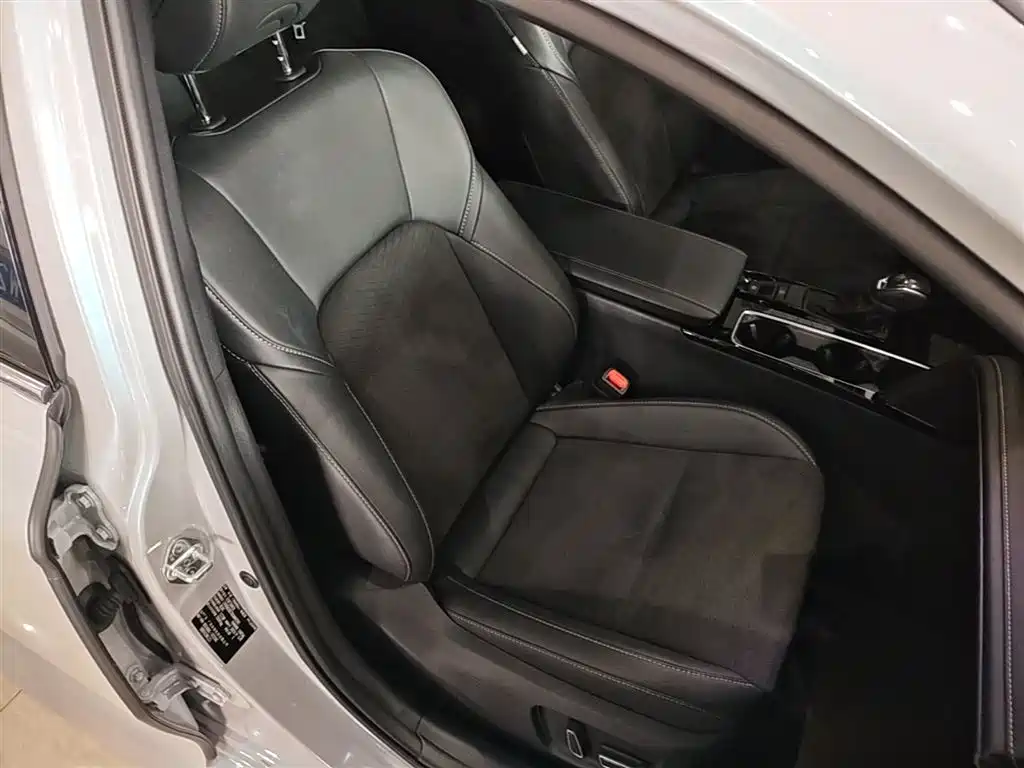 Camry 2024 2.0S Sport Edition купить на сайте DeffCars