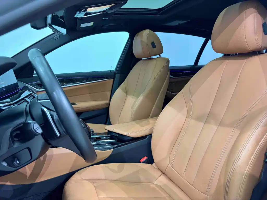 BMW 5 Series 2018 facelift 530Li leading M sports package купить на сайте DeffCars