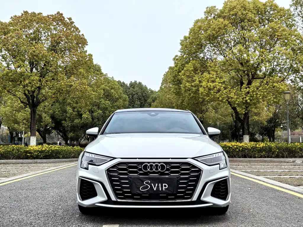 Audi A3 2023 Sportback 35 TFSI stylish and sporty купить на сайте DeffCars