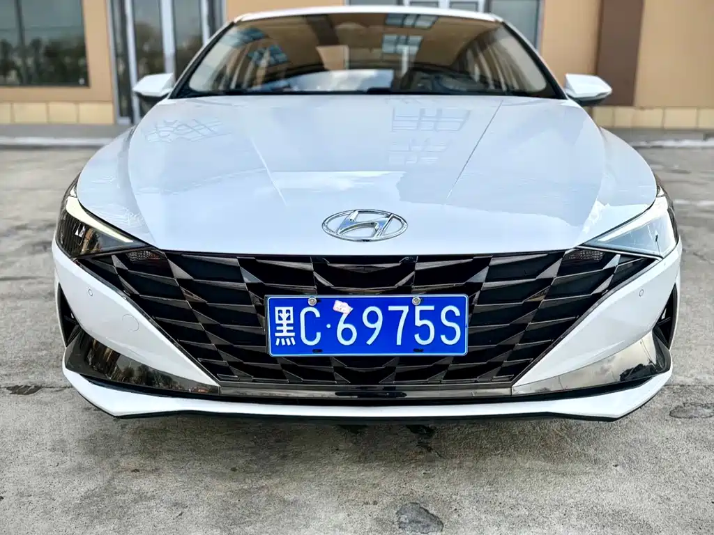 Elantra 2021 1.5L CVT LUX Premium Edition купить на сайте DeffCars