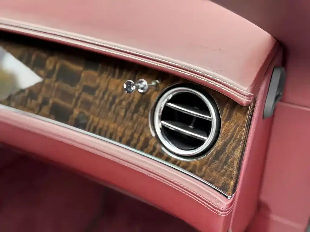 Continental 2020 4.0T GT V8 купить на сайте DeffCars